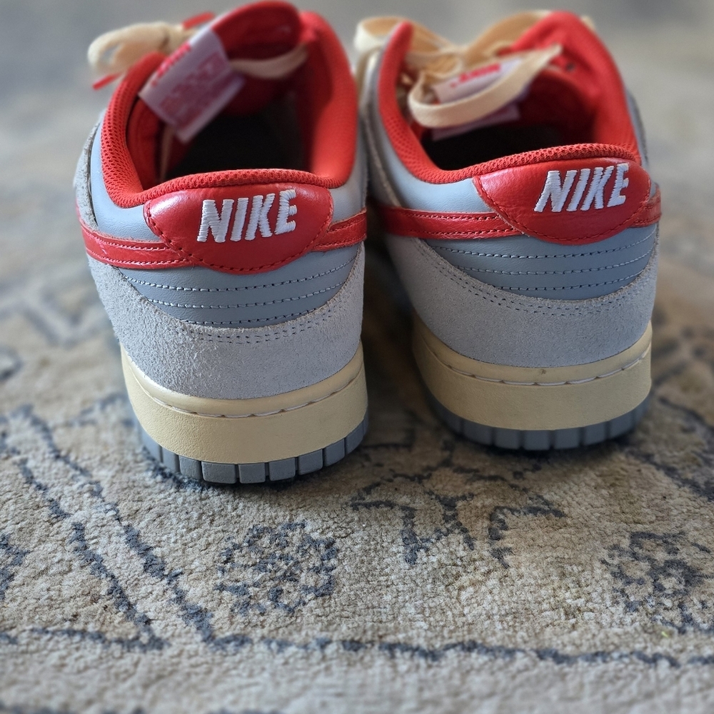 Nike Dunk - Picture 3 of 7